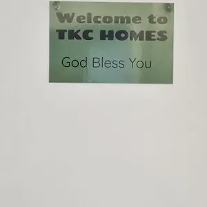 Guest house Tkc Homes, Irvington